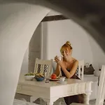 Two Authentic Cave With Private Courtyard Garden 빌라 *