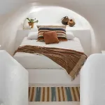 Two Authentic Cave With Private Courtyard Garden 빌라 메갈로호리