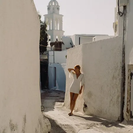 Two Authentic Cave With Private Courtyard Garden *