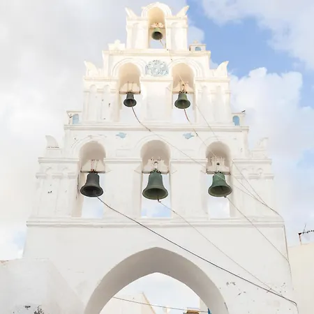 Two Authentic Cave With Private Courtyard Garden *